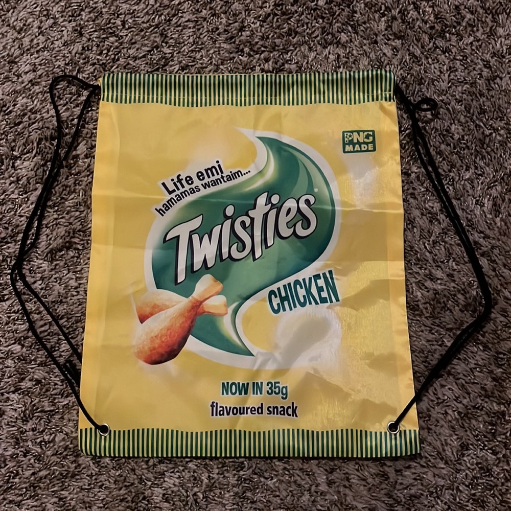 Twisties Chicken Drawstring Bag - Picture 2 of 4